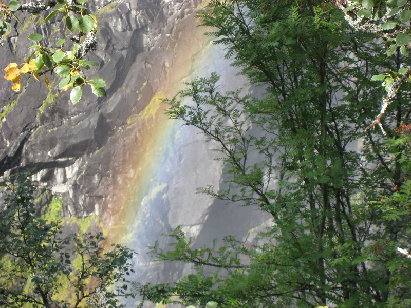 Rainbow, Vøringsfossen waterfall