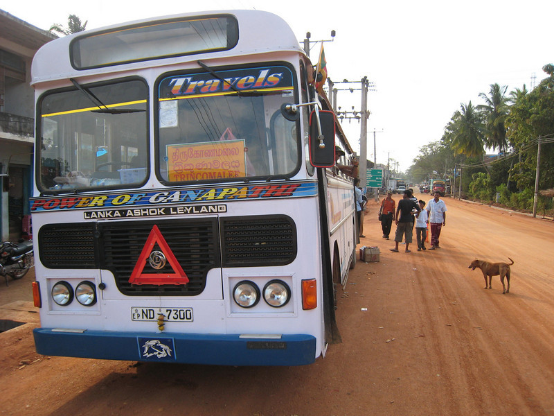 Bus to Trincomalee